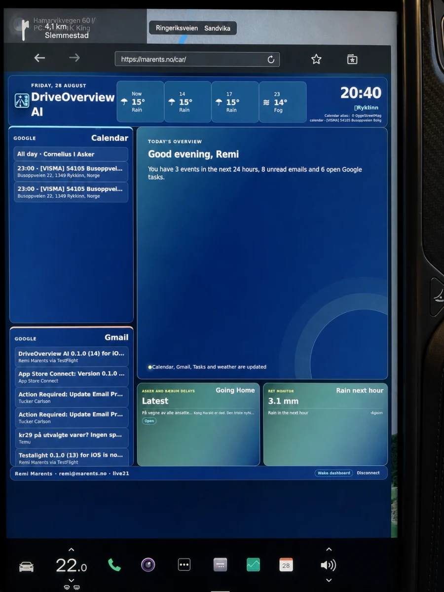 DriveOverview AI vist på den store midtskjermen i en Tesla